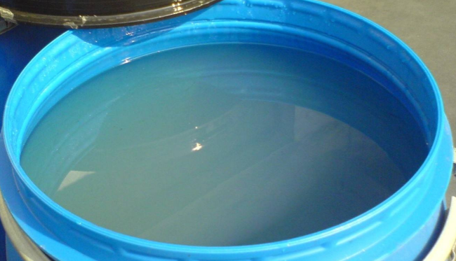 聚乙烯醇膠水出現(xiàn)泡沫，起泡原因有哪些？