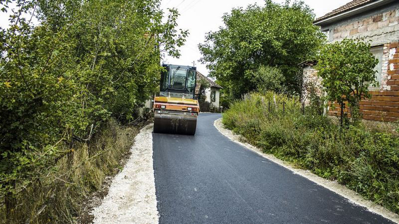 乳化瀝青泡沫怎樣解決，起泡原因是什么？